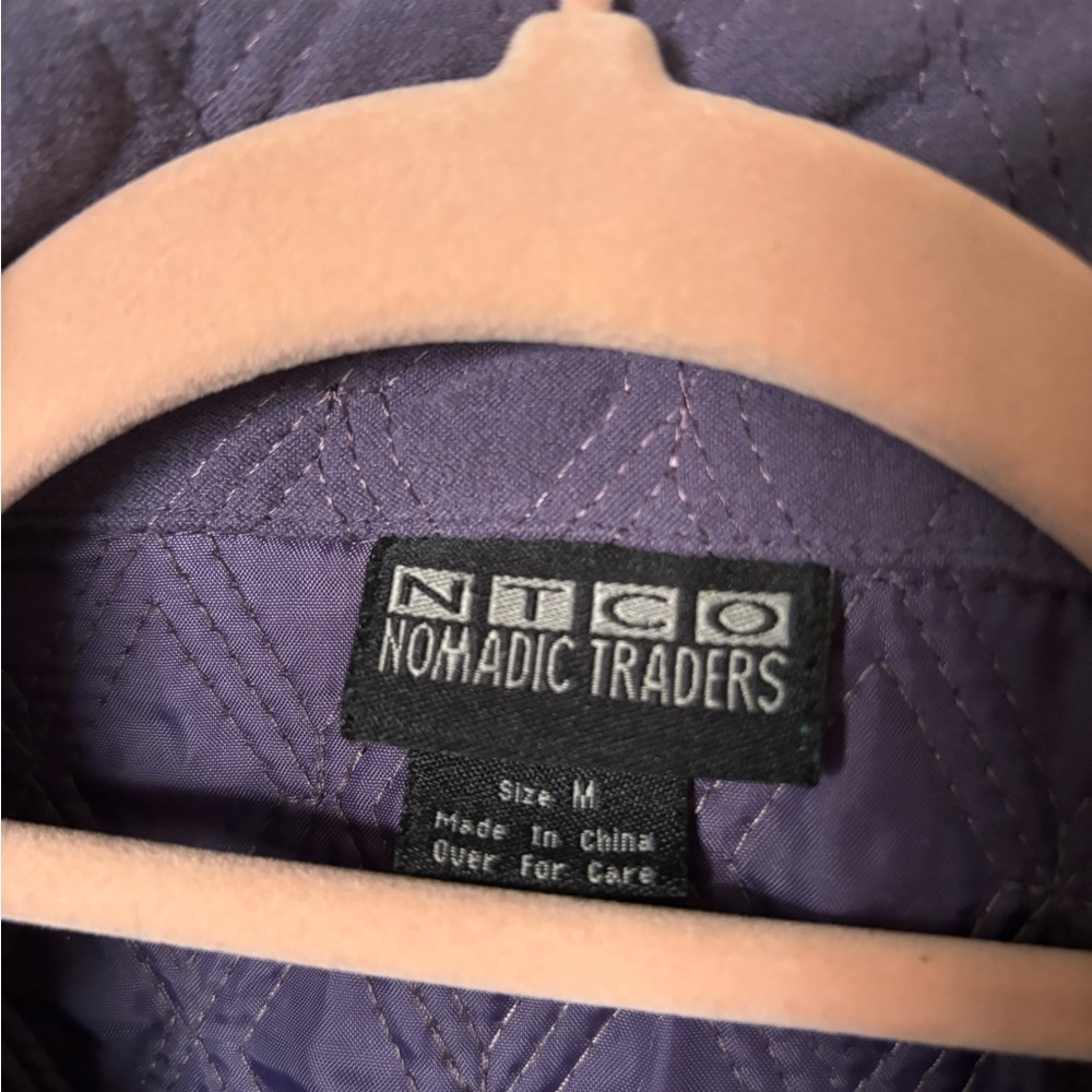 Nomadic Traders - image 3